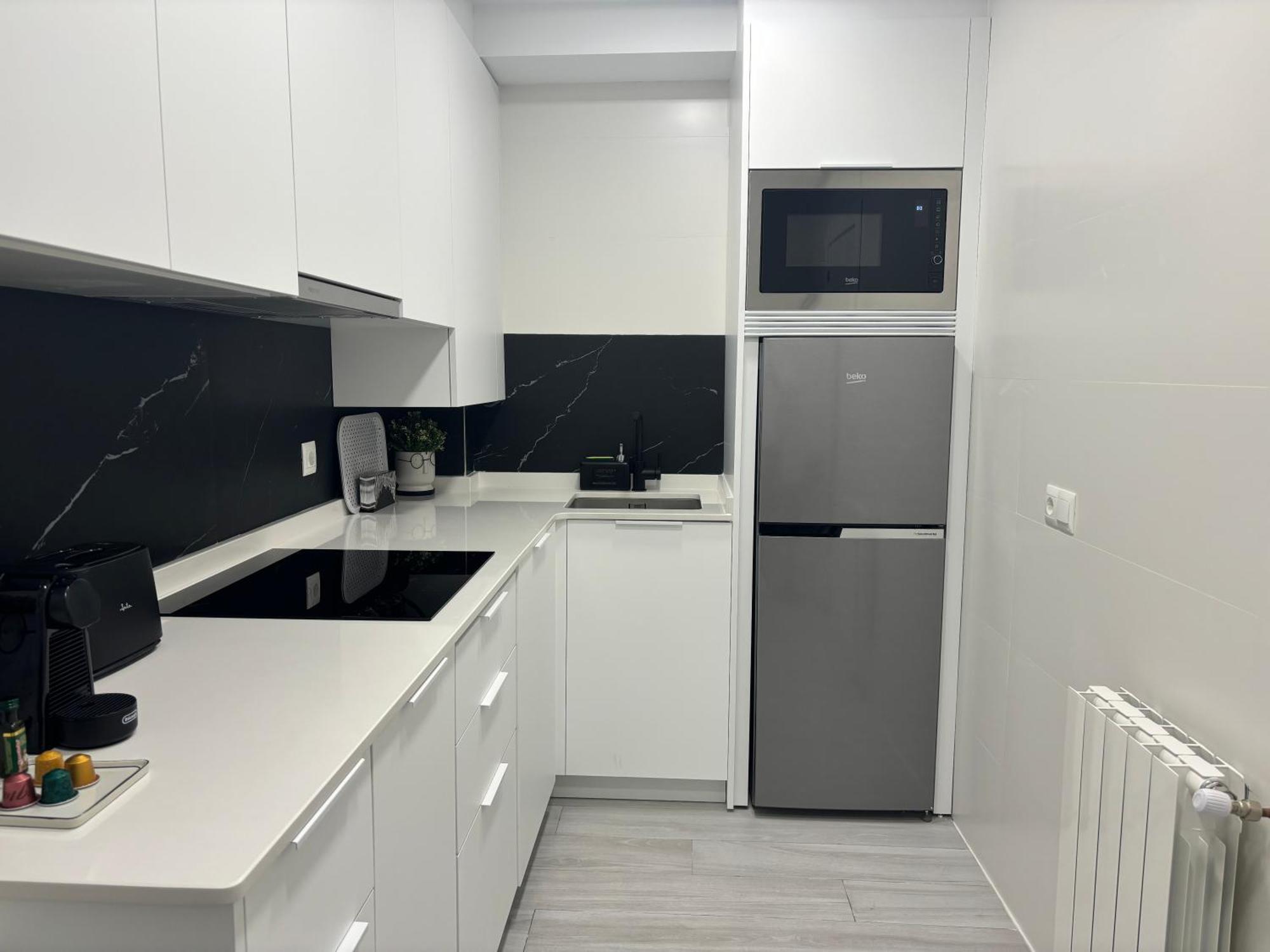 Black And White Suite Cervantes กาสโตร-อูร์เดียเลส ภายนอก รูปภาพ